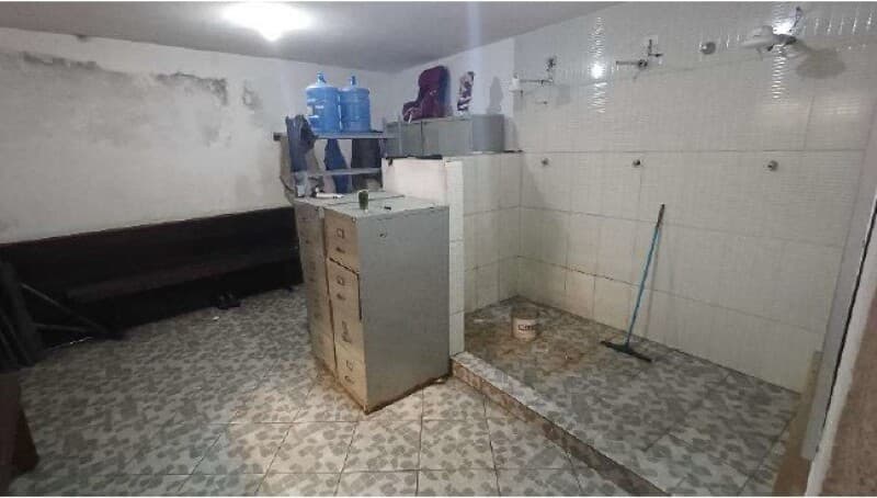 Foto 11 de 16: Comercial em leilão em São Paulo - SP, bairro Brás — LOTE 001 Galpão com A.C. 1.370m², A.T. 1.069m², Brás, São Paulo/SP