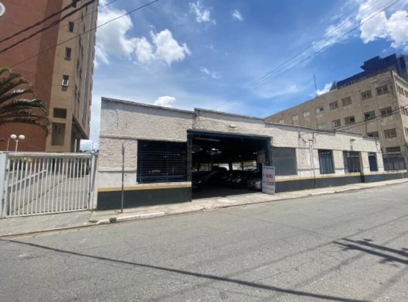 Foto 1 de 8: Comercial em leilão em São Paulo - SP, bairro Barra Funda — LOTE 001 Imóvel comercial com A.T.C. 1.004m², Barra Funda, São Paulo/SP