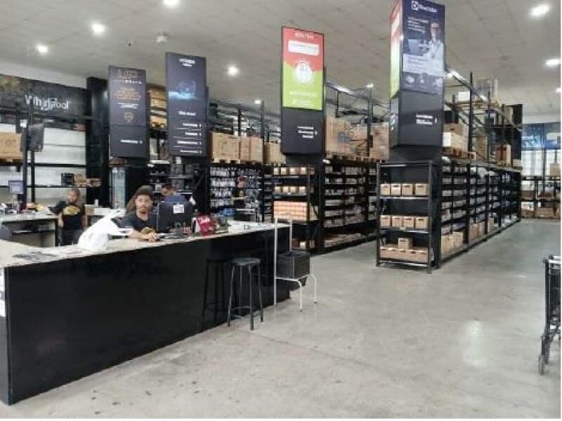 Foto 5 de 14: Comercial em leilão em São Paulo - SP, bairro Barra Funda — LOTE 001 (1/3) Galpão comercial com área de 997m², Barra Funda, São Paulo/SP