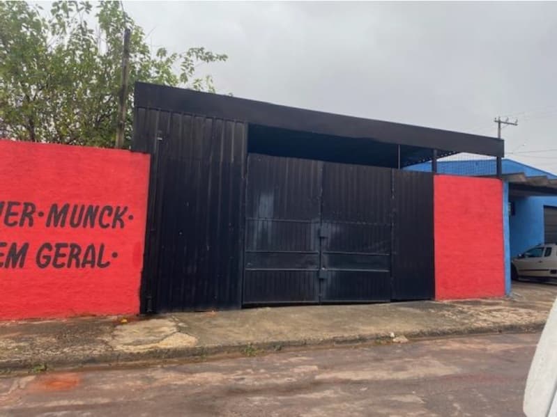 Foto 1 de 10: Terreno em leilão em Bauru - SP, bairro Jardim Araruna — LOTE 001 Galpão comercial com área de 304m², Jardim Araruna, Bauru/SP