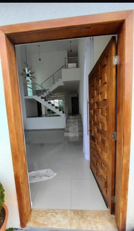 Foto 5 de 14: Terreno em leilão em Santana De Parnaíba - SP, bairro Alphaville — LOTE 001 Imóvel no Loteamento Alphaville Sant'Anna (Alphaville Bourle Marx), A.T. 441m², A.C. 206m²,