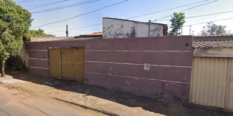 Terreno em leilão em Uberaba - MG — LOTE 003 DIREITOS DO IMÓVEL DE 260M² NO BAIRRO SÃO JOSÉ EM UBERABA/MG