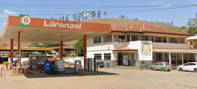 Comercial em leilão em Laranjal - MG — LOTE 006 POSTO DE GASOLINA COM ÁREA DE 2.090,00 m² LOCALIZADO NA BR BR-116 EM LARANJAL/MG