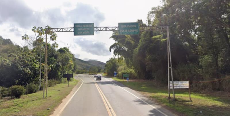 Terreno em leilão em Simão Pereira - MG — LOTE 009 10 % DO LOTE N°6 DE 360 M² SITUADO EM SIMÃO PEREIRA/MG