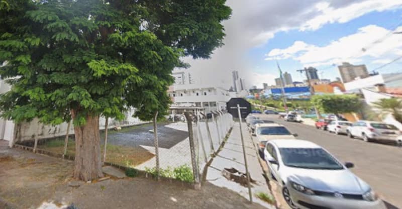 Foto 2 de 2: Terreno em leilão em Uberlândia - MG, bairro Copacabana — LOTE 182 COMPLEXO HOSPITALAR COM ÁREA DE 4.425M² LOCALIZADO NA AVENIDA RONDON PACHECO, 704 E NA RUA