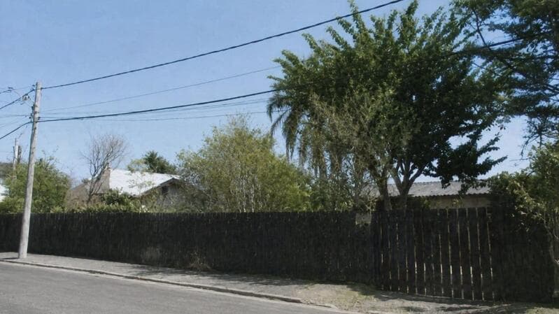 Foto 3 de 3: Casa em leilão em Campinas - SP, bairro Parque Xangrilá — LOTE 134 CASA COM PISCINA, 389,32M² DE ÁREA CONSTRUÍDA E 1.204M² DE TERRENO, LOCALIZADA NO PARQUE XA
