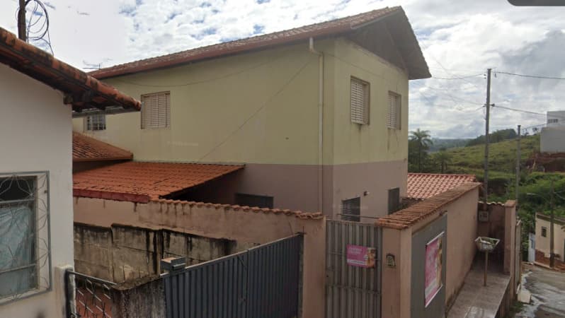 Terreno em leilão em São Gotardo - MG, bairro Centro — LOTE 001 FRAÇÃO IDEAL DE 6,25% DE IMÓVEL URBANO DE 700M²EM SÃO GOTARDO/MG