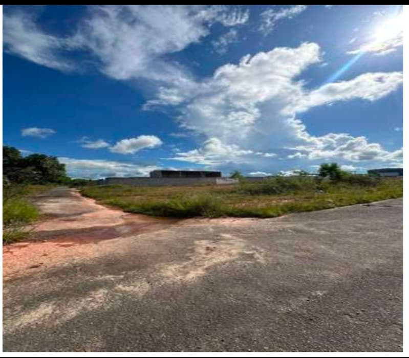 Foto 4 de 8: Terreno em leilão em Camaçari - BA, bairro Jardim Limoeiro — LOTE 001 TERRENO COMERCIAL - CAMAÇARÍ - BA