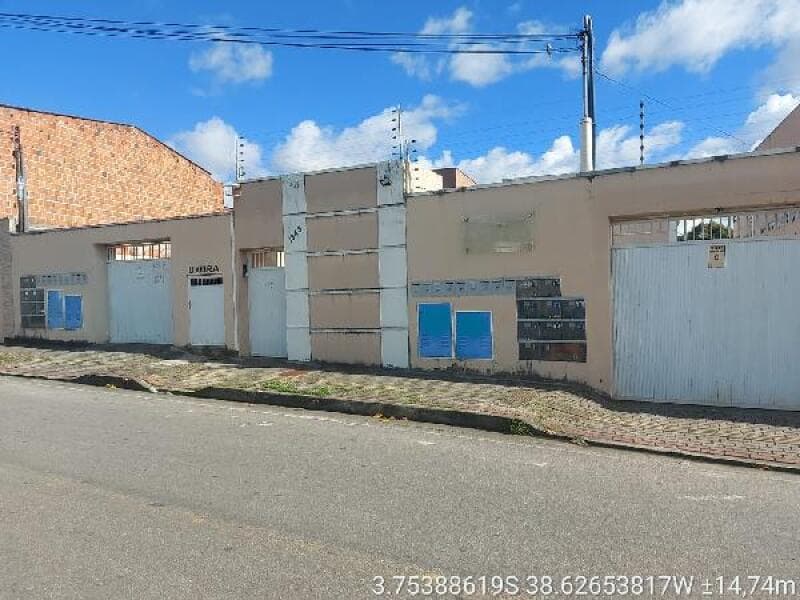 Apartamento em leilão em Caucaia - CE — LOTE 039 APARTAMENTO EM CAUCAIA/CE