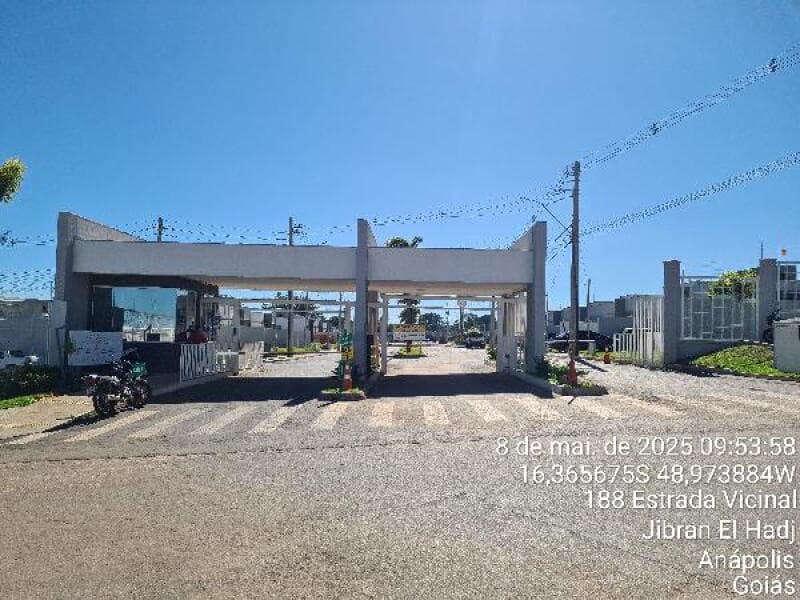 Casa em leilão em Anápolis - GO — LOTE 075 CASA EM ANAPOLIS/GO