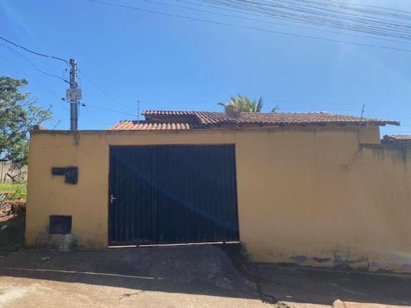 Casa em leilão em Aparecida De Goiânia - GO — LOTE 077 CASA EM APARECIDA DE GOIANIA/GO - DESCONTO DE 3,99% DO VALOR DE AVALIAÇÃO NO 2º LEILÃO