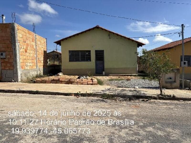 Casa em leilão em Perdigão - MG — LOTE 170 CASA EM PERDIGAO/MG - DESCONTO DE 4,94% DO VALOR DE AVALIAÇÃO NO 2º LEILÃO