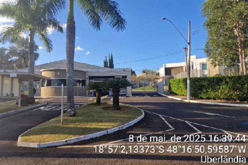Comercial em leilão em Uberlândia - MG — LOTE 188 PREDIO EM UBERLANDIA/MG - DESCONTO DE 40% DO VALOR DE AVALIAÇÃO NO 2º LEILÃO