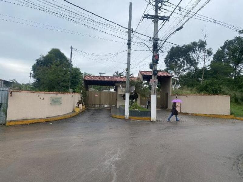 Casa em leilão em Itaboraí - RJ — LOTE 320 CASA EM ITABORAI/RJ