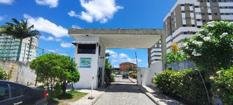 Apartamento em leilão em Maceió - AL — LOTE 007 APARTAMENTO EM MACEIO/AL - DESCONTO DE 40% DO VALOR DE AVALIAÇÃO NO 2º LEILÃO