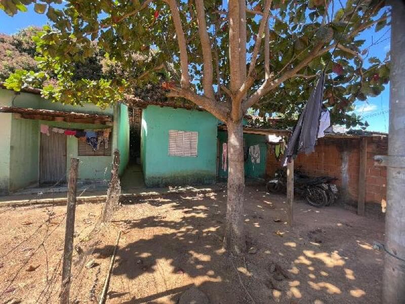 Casa em leilão em Padre Bernardo - GO — LOTE 118 CASA EM PADRE BERNARDO/GO