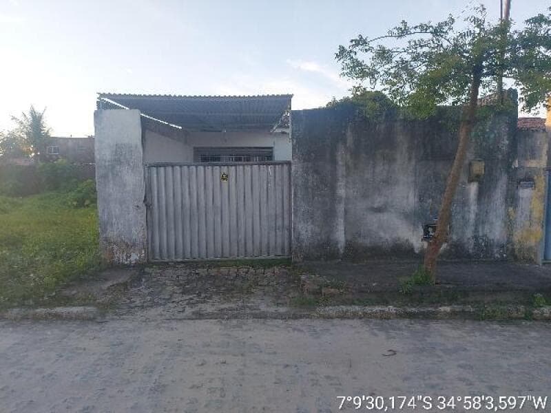 Casa em leilão em Santa Rita - PB — LOTE 237 CASA EM SANTA RITA/PB
