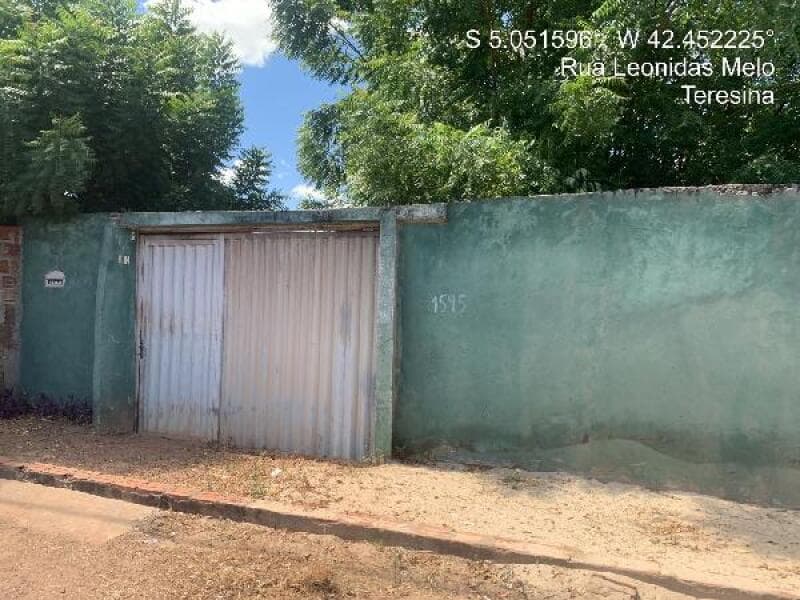 Casa em leilão em Altos - PI — LOTE 267 CASA EM ALTOS/PI - DESCONTO DE 40% DO VALOR DE AVALIAÇÃO NO 2º LEILÃO
