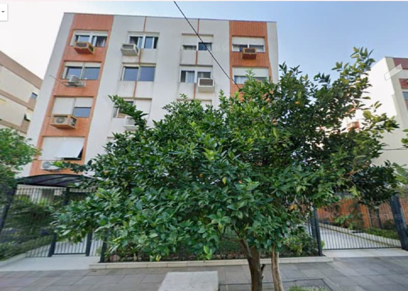 Apartamento em leilão em Porto Alegre - RS — LOTE 001 APARTAMENTO EM PORTO ALEGRE