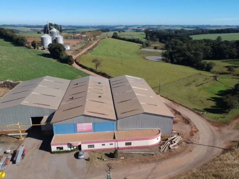 Foto 8 de 19: Comercial em leilão em Gentil - RS — LOTE 001 LOTE URBANO DA QUADRA Nº 72, com a área de 2.941,60m² em MARAU/RS + Benfeitorias