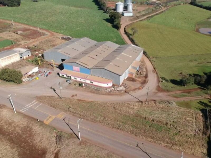 Foto 14 de 19: Comercial em leilão em Gentil - RS — LOTE 001 LOTE URBANO DA QUADRA Nº 72, com a área de 2.941,60m² em MARAU/RS + Benfeitorias