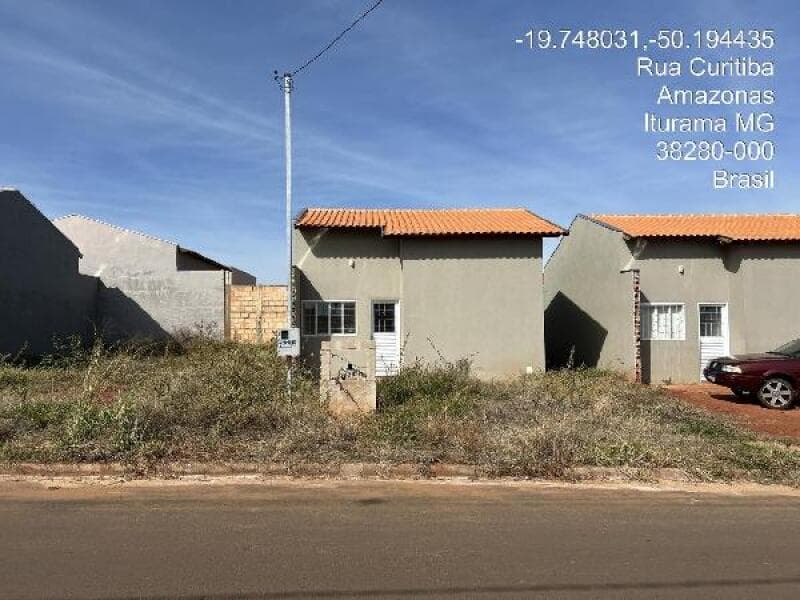 Casa em leilão em Iturama - MG — LOTE 103 CASA, 50,97 M2 Iturama/ MG