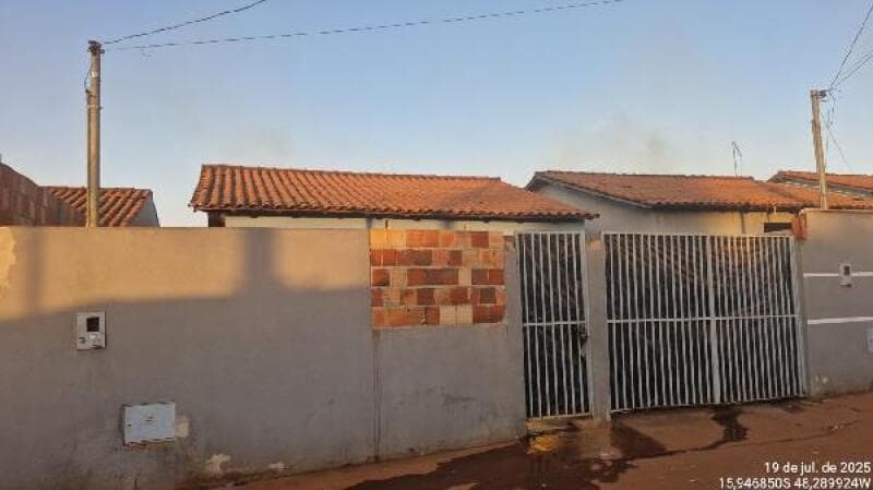 Casa em leilão em Santo Antônio Do Descoberto - GO — LOTE 057 CASA, 61,5 M2 Santo Antonio do Descobewrto/GO