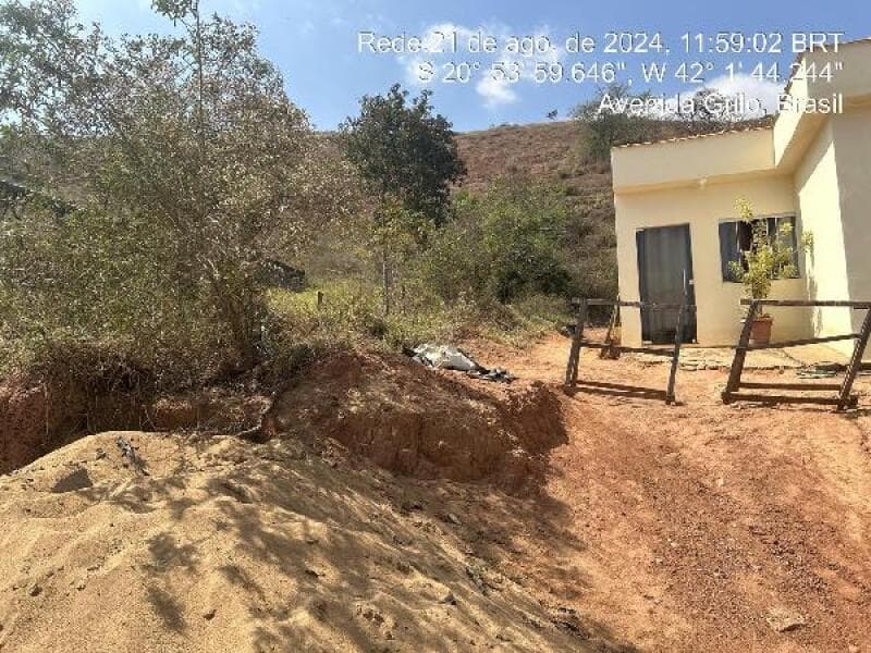 Terreno em leilão em Tombos - MG — LOTE 100 TERRENO, 180M2 Tombos/MG
