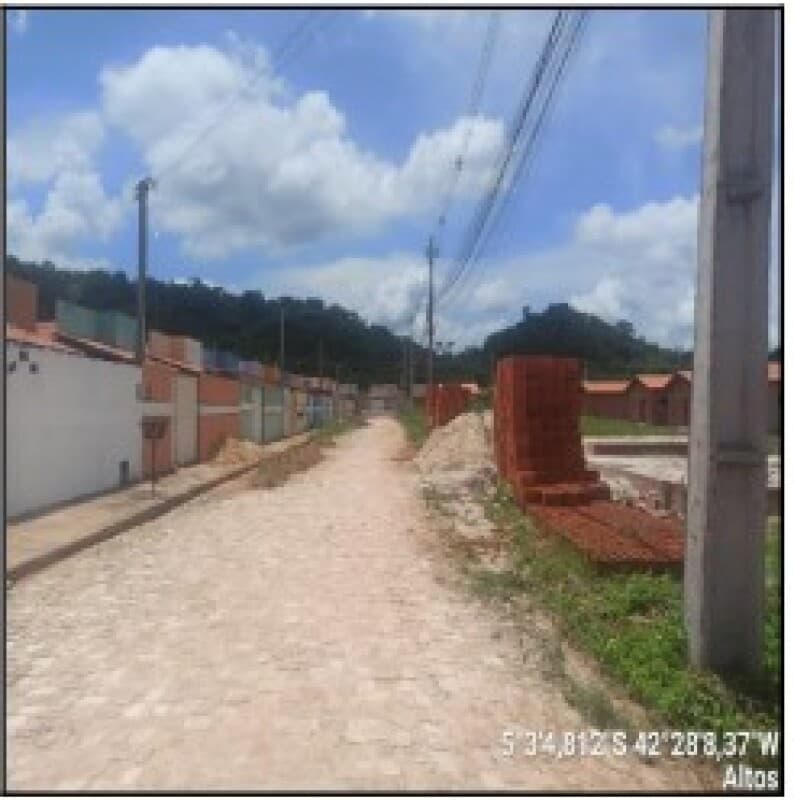 Casa em leilão em Altos - PI — LOTE 170 CASA, 64,9 M2 Altos/ PI