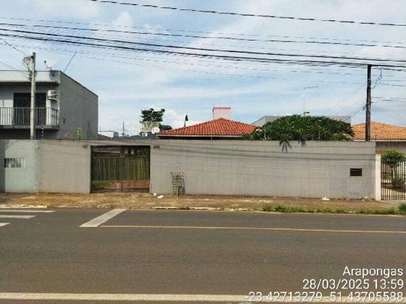 Casa em leilão em Arapongas - PR — LOTE 178 CASA, 108,5 M2 Arapongas/PR