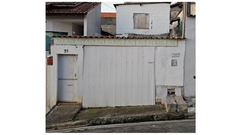 Casa em leilão em Mogi Das Cruzes - SP — LOTE 034 Casa 77m² - Mogi das Cruzes