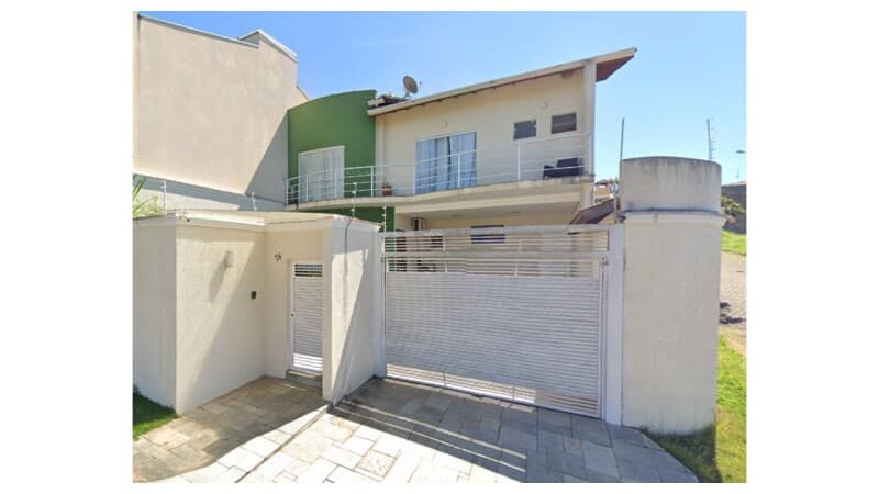 Casa em leilão em Bom Jesus Dos Perdões - SP — LOTE 001 CASA 172m² - BOM JESUS DOS PERDÕES