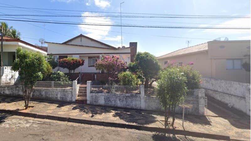 Casa em leilão em Lucélia - SP — LOTE 023 CASA 211m² - LUCÉLIA