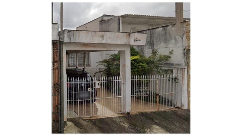 Casa em leilão em São Paulo - SP — LOTE 027 PARTE IDEAL CASA EM TERRENO DE 150m² - TATUAPÉ
