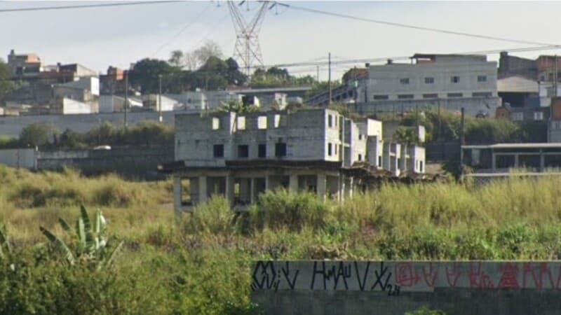 Foto 4 de 10: Terreno em leilão em Itaquaquecetuba - SP — LOTE 001 TERRENO 19.028m² - ITAQUAQUECETUBA