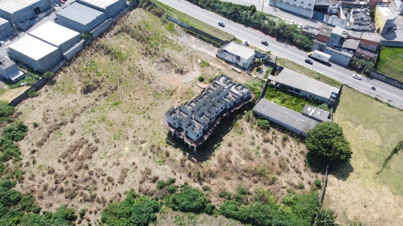 Foto 5 de 10: Terreno em leilão em Itaquaquecetuba - SP — LOTE 001 TERRENO 19.028m² - ITAQUAQUECETUBA