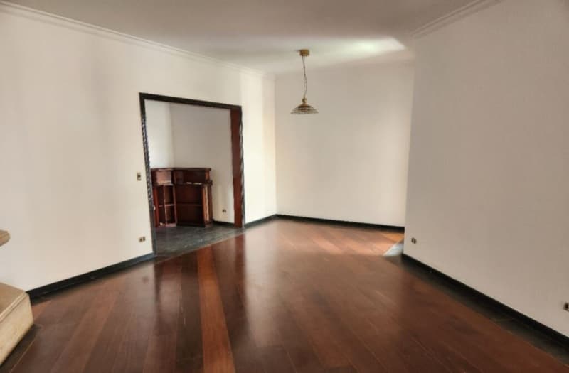 Foto 4 de 34: Apartamento em leilão em São Paulo - SP — LOTE 001 APARTAMENTO 213m² - VILA SUZANA