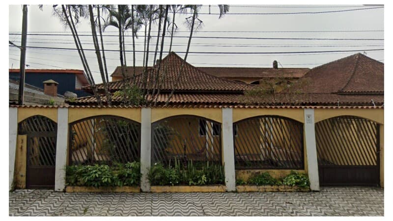 Casa em leilão em Praia Grande - SP — LOTE 001 CASA 71m² - PRAIA GRANDE