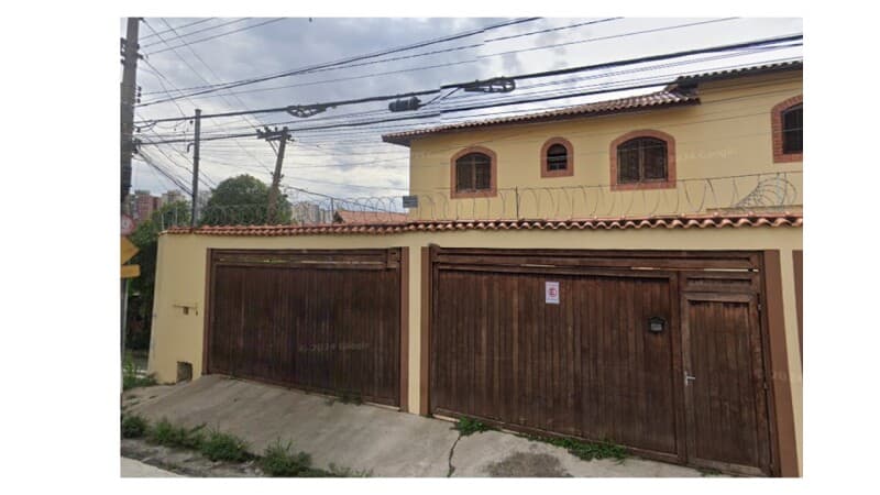 Casa em leilão em São Paulo - SP — LOTE 003 METADE IDEAL CASA 101m² - BUTANTÃ