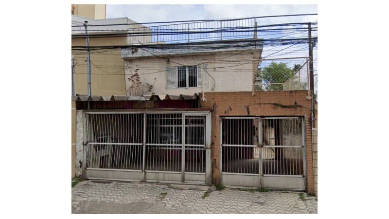Casa em leilão em São Paulo - SP, bairro Vila Santana — LOTE 001 DIREITOS CASA 194m² - PENHA DE FRANÇA