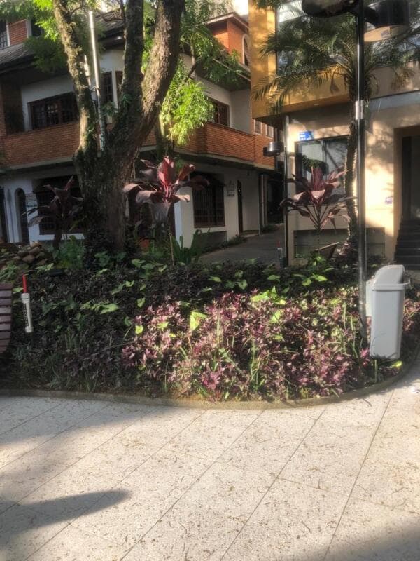 Comercial em leilão em Barueri - SP — LOTE 001 IMÓVEL 128m² - BARUERI