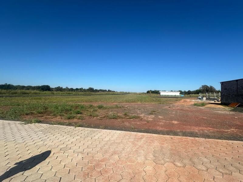 Foto 6 de 32: Terreno em leilão em Araguaína - TO — LOTE 001 Cota participação na associação privada VOART (hangar) em Araguaina-TO.