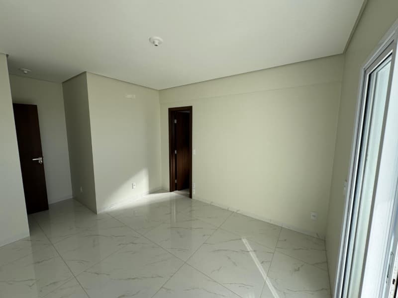 Foto 10 de 13: Apartamento em leilão em Palmas - TO — LOTE 012 Cobertura 2403, Bloco A - 24º Pavimento, do condomínio "RESIDENCIAL DIAMANTE DO LAGO"