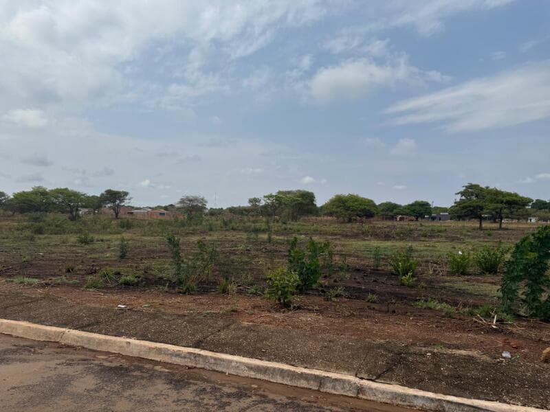 Foto 5 de 8: Imóvel em leilão em Araguacema - TO — LOTE 009 Lote nº 11, da Quadra nº 45, com área de 458,70 m², o qual está matriculado sob o nº 6.151,