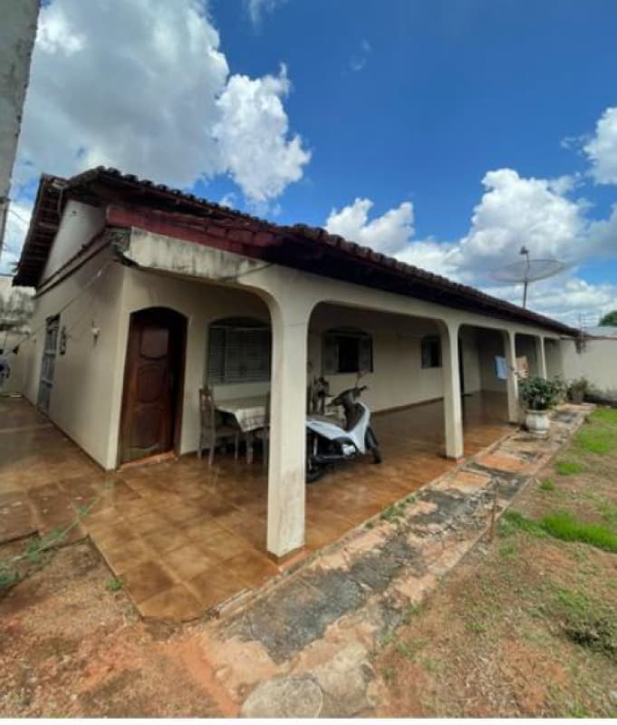 Foto 3 de 7: Terreno em leilão em Araguaína - TO — LOTE 001 Imovel medindo 1.127m² na Rua Santiago do Chile, Loteamento Martins Jorge, em Araguaína-TO