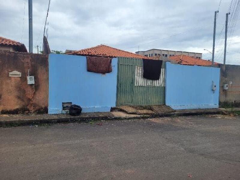 Casa em leilão em Águas Lindas De Goiás - GO — LOTE 053 Casa