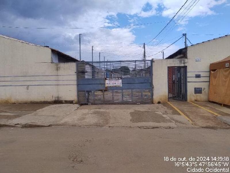 Casa em leilão em Cidade Ocidental - GO — LOTE 064 Casa