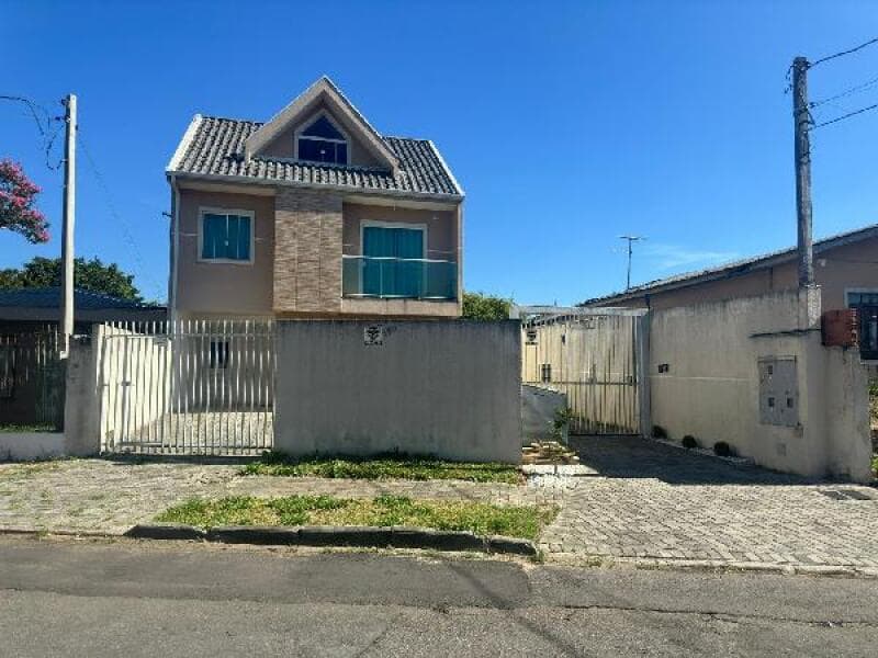 Casa em leilão em Curitiba - PR — LOTE 266 Casa
