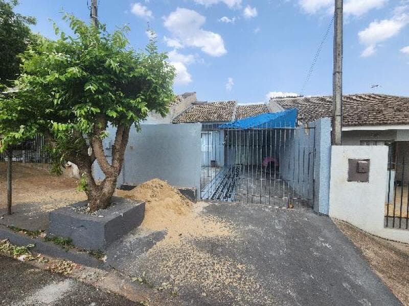 Casa em leilão em Mandaguaçu - PR — LOTE 284 Casa