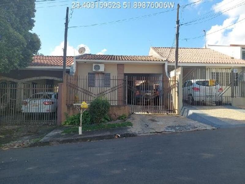 Casa em leilão em Maringá - PR — LOTE 286 Casa